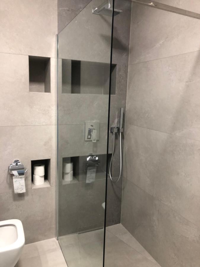 Apartament De Lux Apart 45 Grabiszynska Breslau Exterior foto