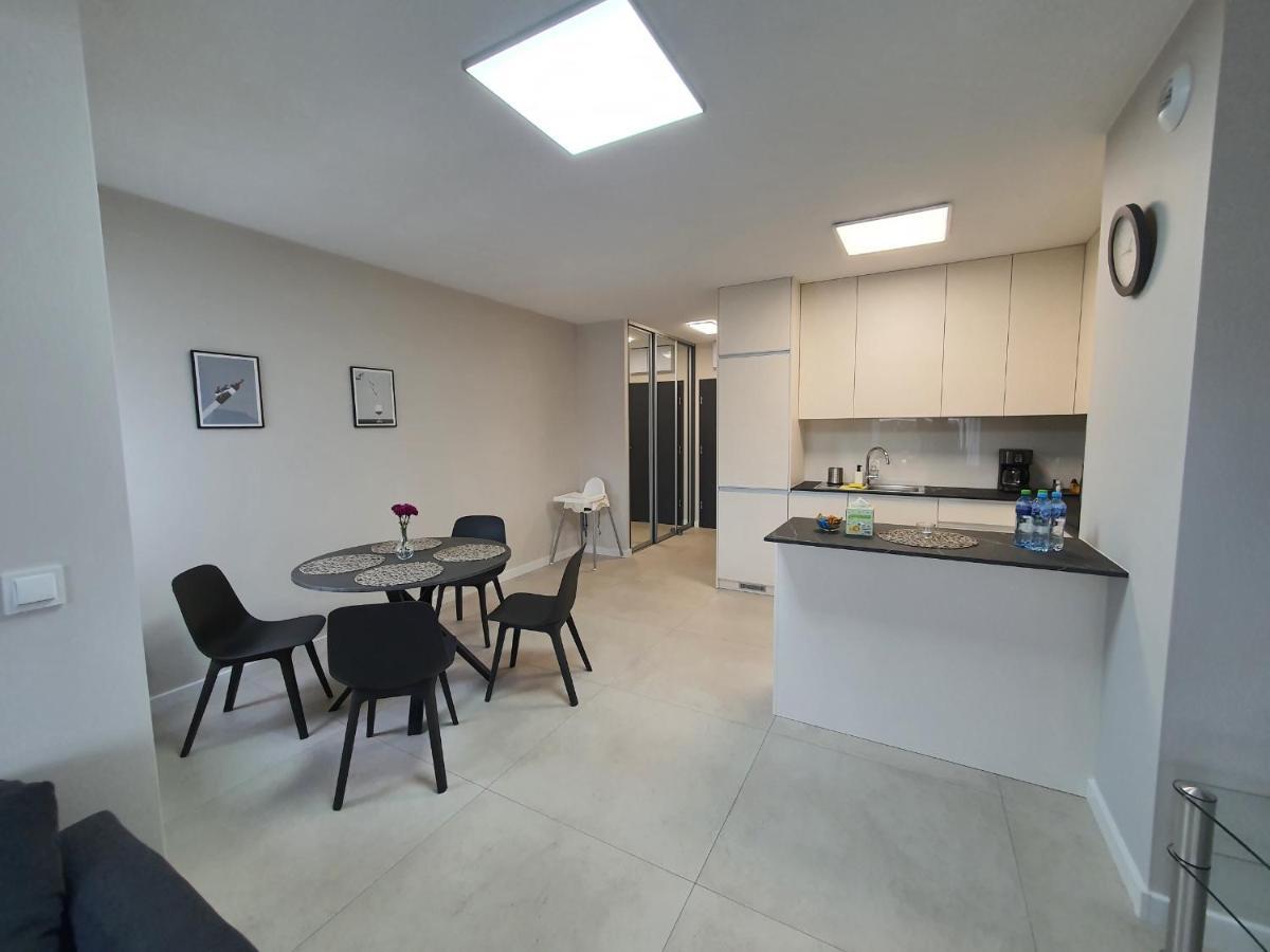 Apartament De Lux Apart 45 Grabiszynska Breslau Exterior foto